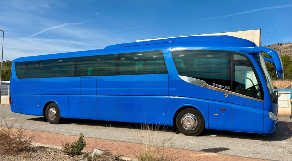 IRIZAR PB 38 + 1 + 1 VIP -- 3/2011