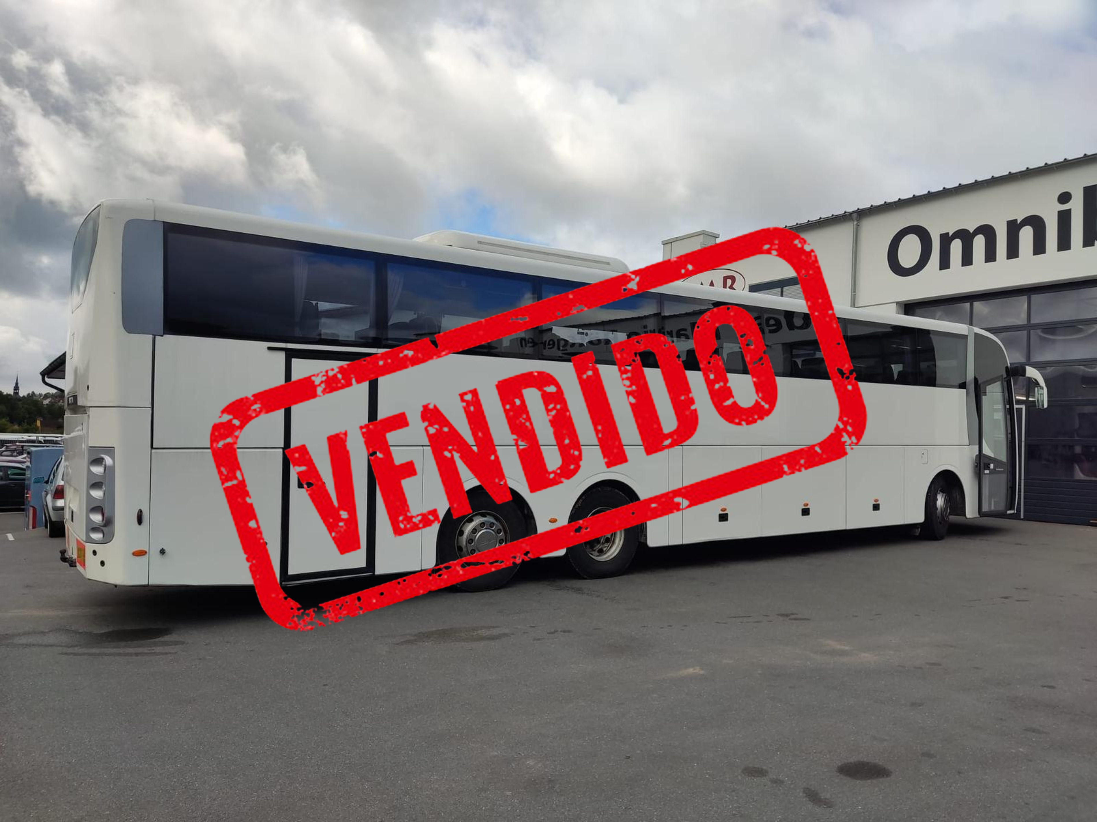 SCANIA OMNIEXPRESS 57 + 1 + 1 -- 10/2013