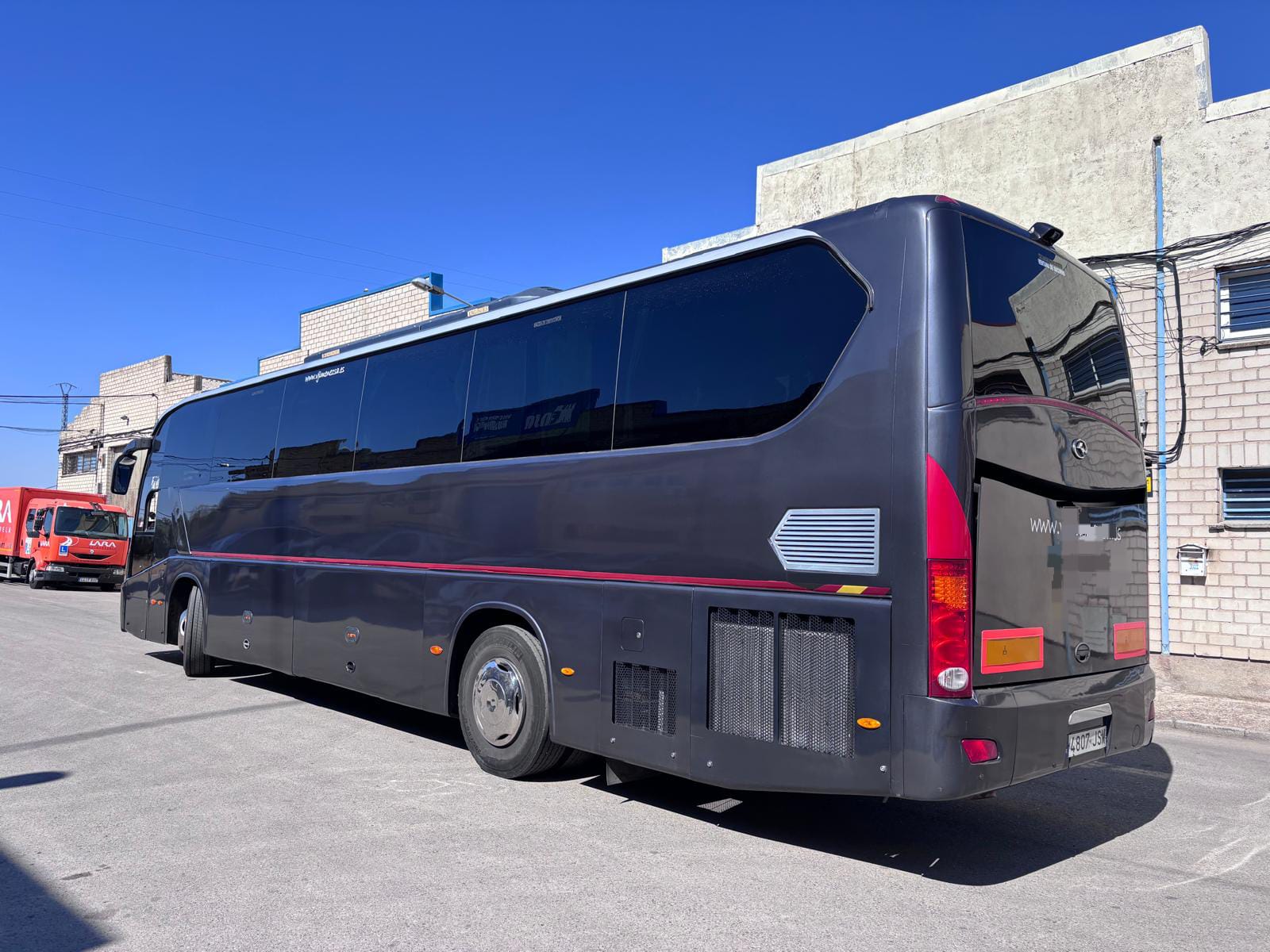 IVECO KING LONG 55 + 1 + 1 -- 7/2016