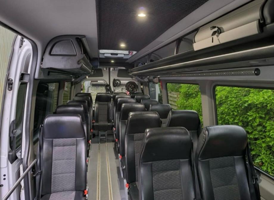 MERCEDES SPRINTER 19 + 1 -- 11/2018