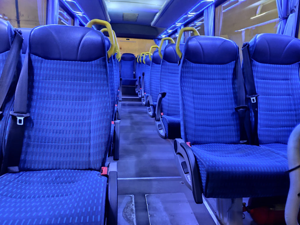 ISUZU NOVO 28p -- 12/2017