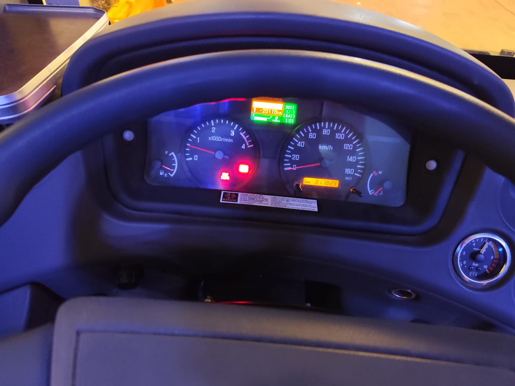 ISUZU NOVO 28p -- 12/2017