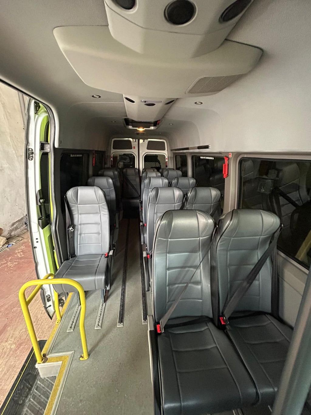 MERCEDES SPRINTER 15 + 1 + 1 (4 UNIDADES) -- 8/2017