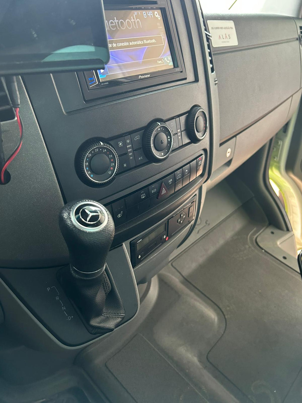 MERCEDES SPRINTER 15 + 1 + 1 (4 UNIDADES) -- 8/2017