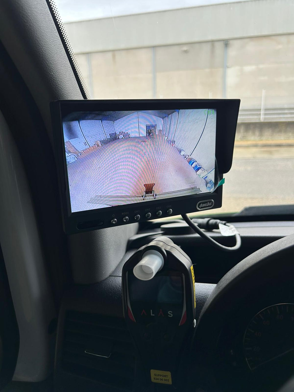 MERCEDES SPRINTER 15 + 1 + 1 (4 UNIDADES) -- 8/2017