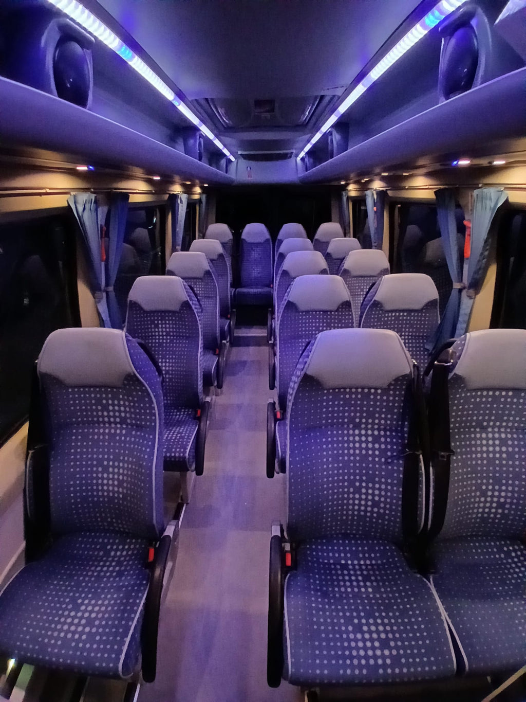 Volkswagen Ferqui 16 + 1 -- 09/2014